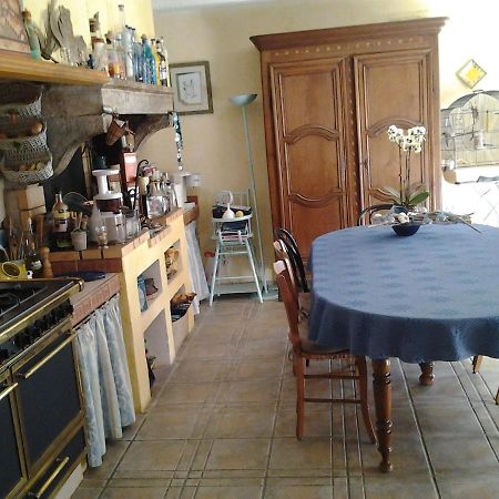 לינה וארוחת בוקר Saint-Jean-le-Centenier Les Hibiscus מראה חיצוני תמונה